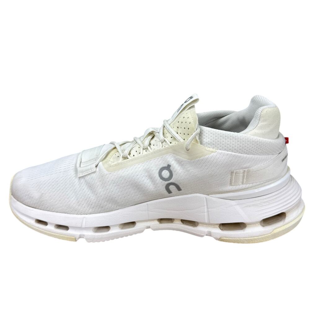 On Cloud Cloudnova 2 Men 9.5 White Ivory Athleisure Running Shoe